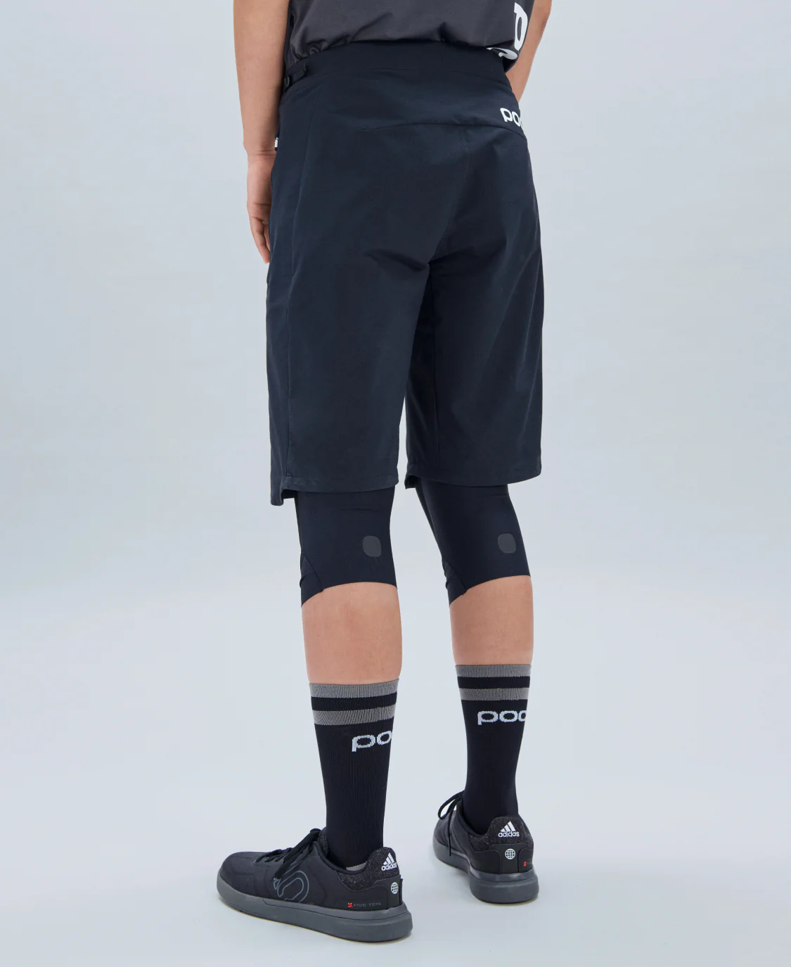 W's essential enduro shorts