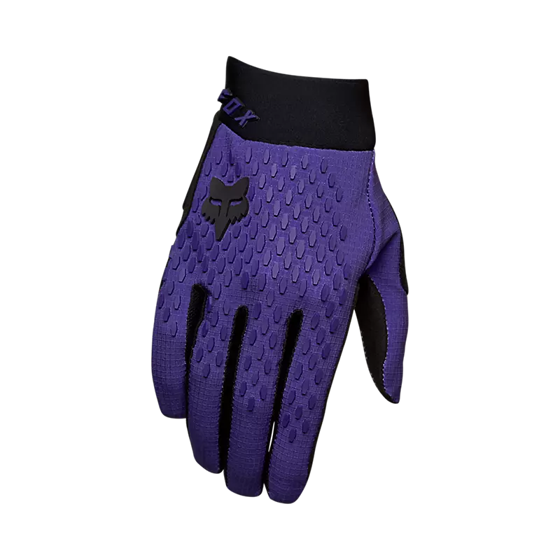 W defend glove