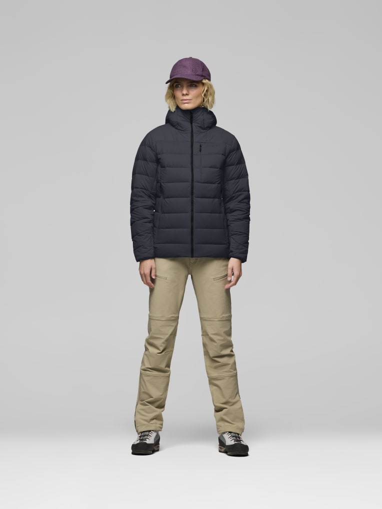 W femund down700 Zip Hood jacket