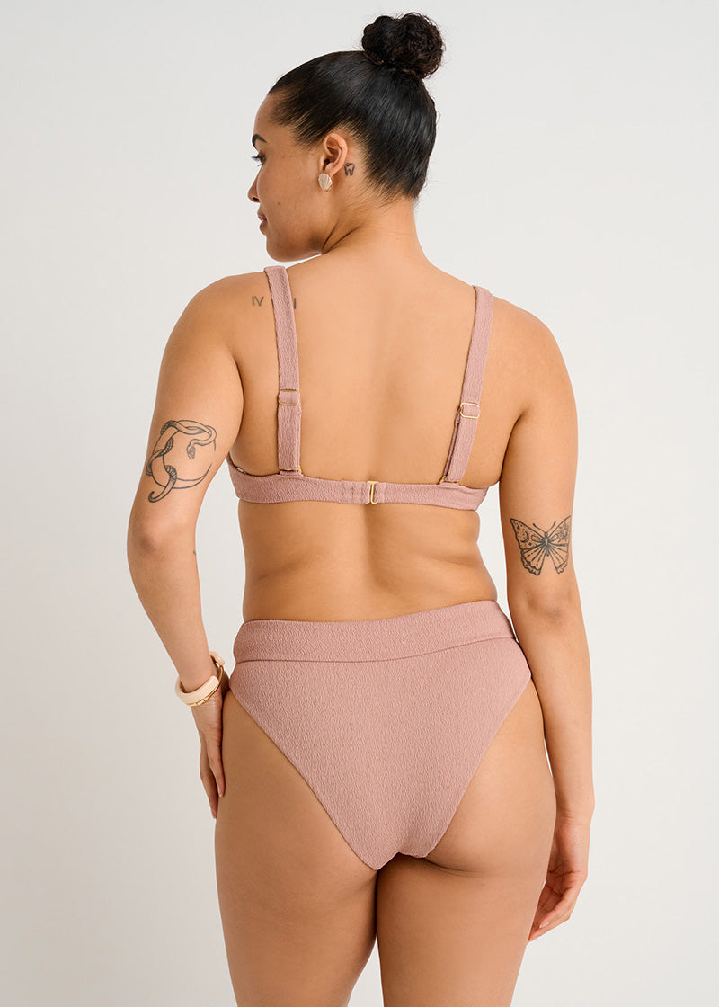 Soutien-gorge de bikini texturé à armatures