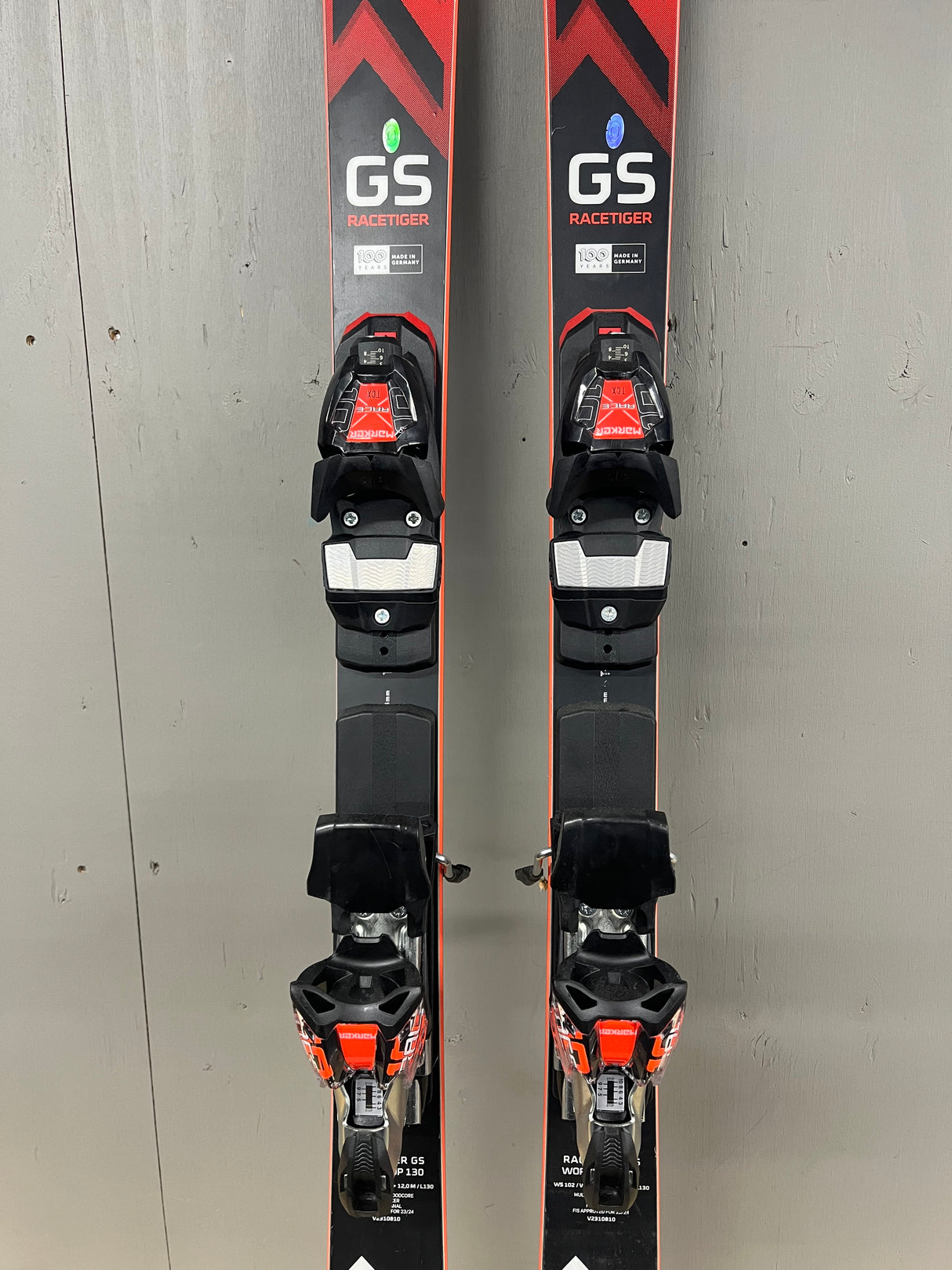 Racetiger GS R demo + Race 10 TCX