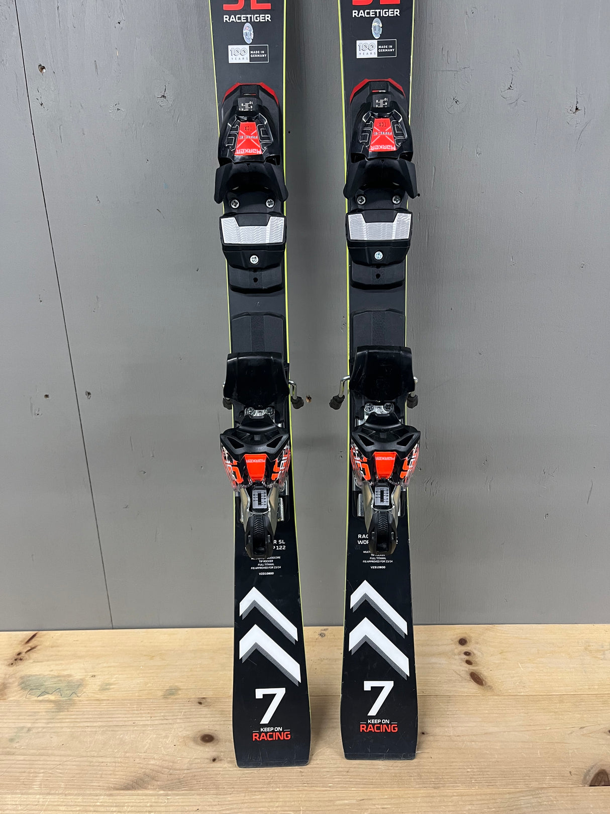 Racetiger SL demo + Race 10 TCX