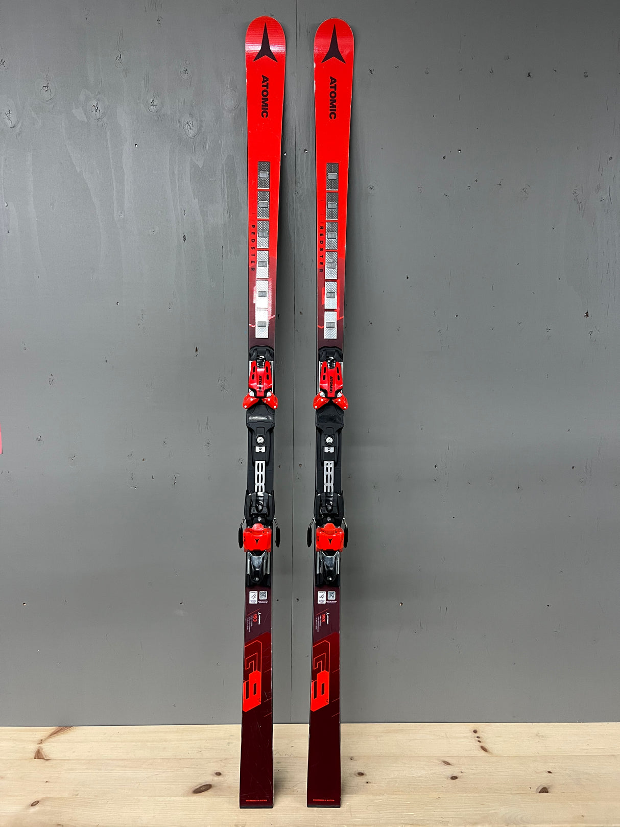 Redster G9 FIS RVSK M Red