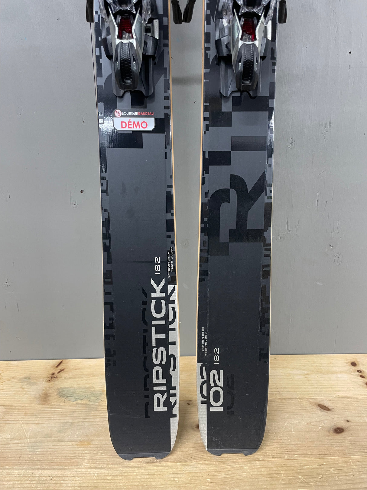 Ripstick 102 Black Edition