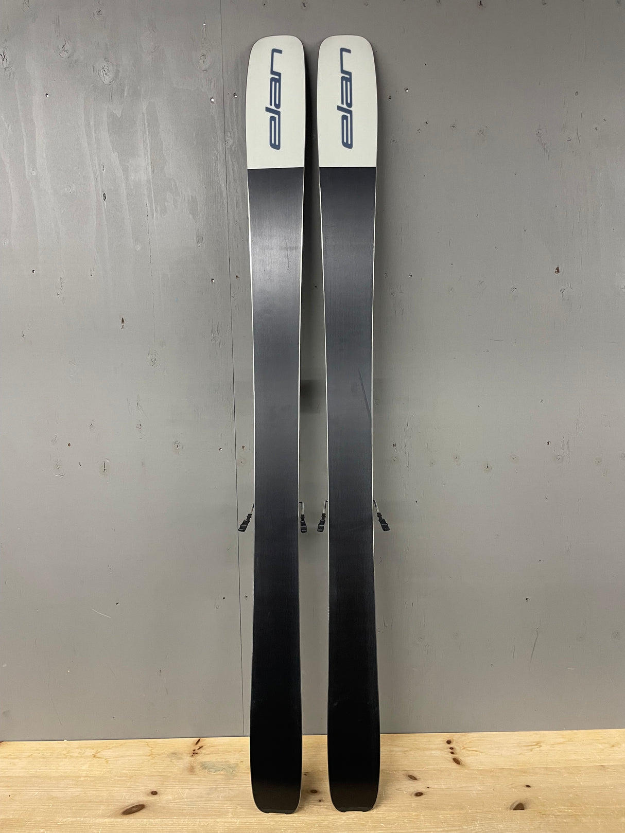 Ripstick 102 Black Edition