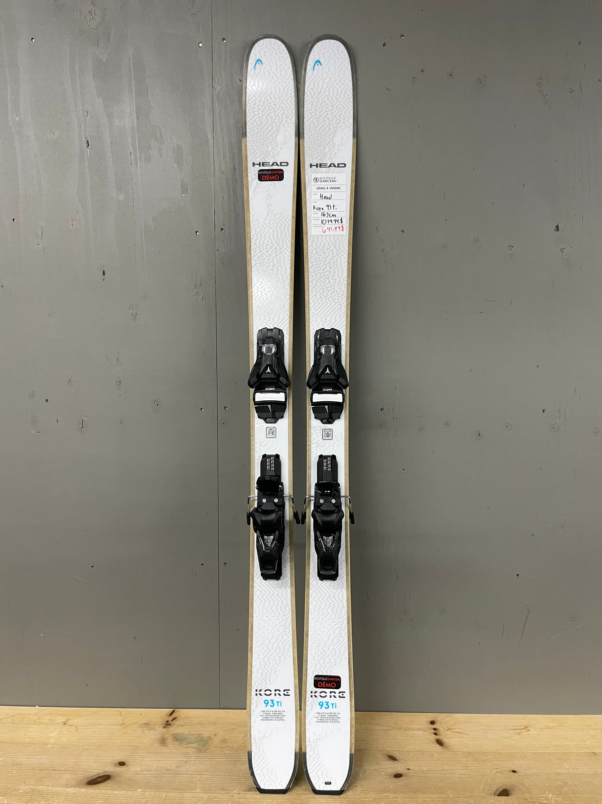 Kore 93 Ti W Démo 163cm + Strive 11