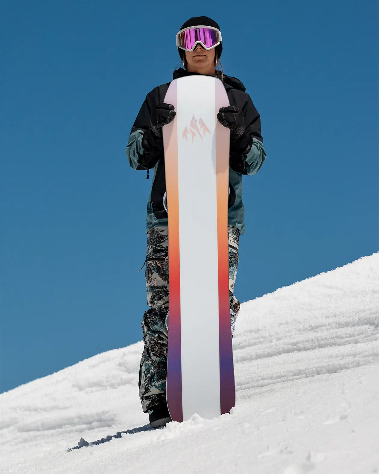 Women's twin sister snowboard