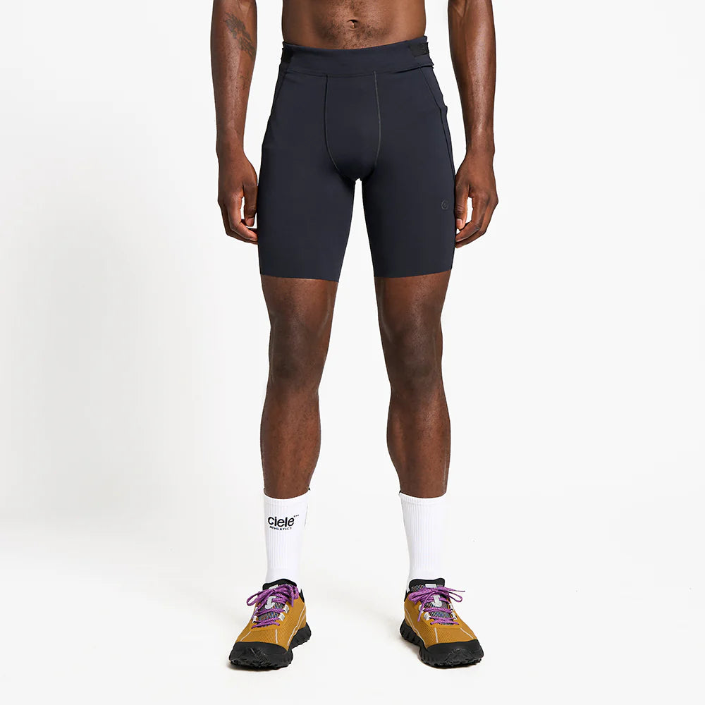 M Fst tight short 8'