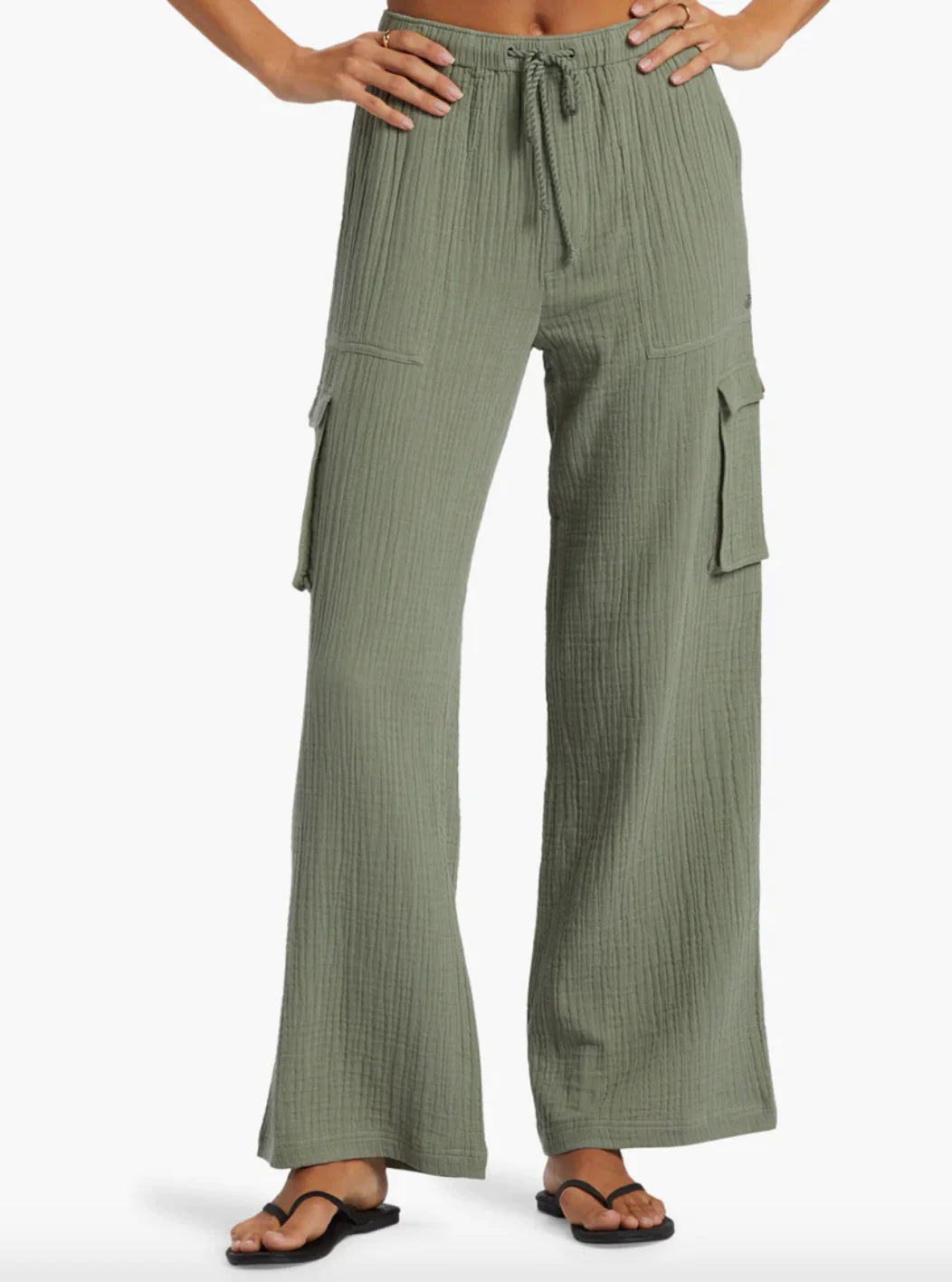 Precious cargo beach solid