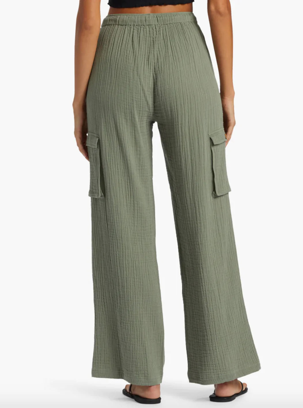 Precious cargo beach solid