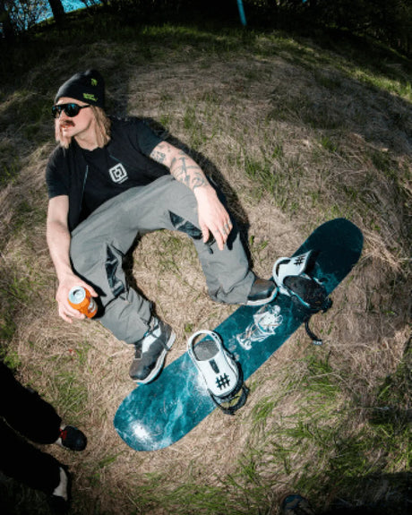 Cream Halldor Men's Snowboard