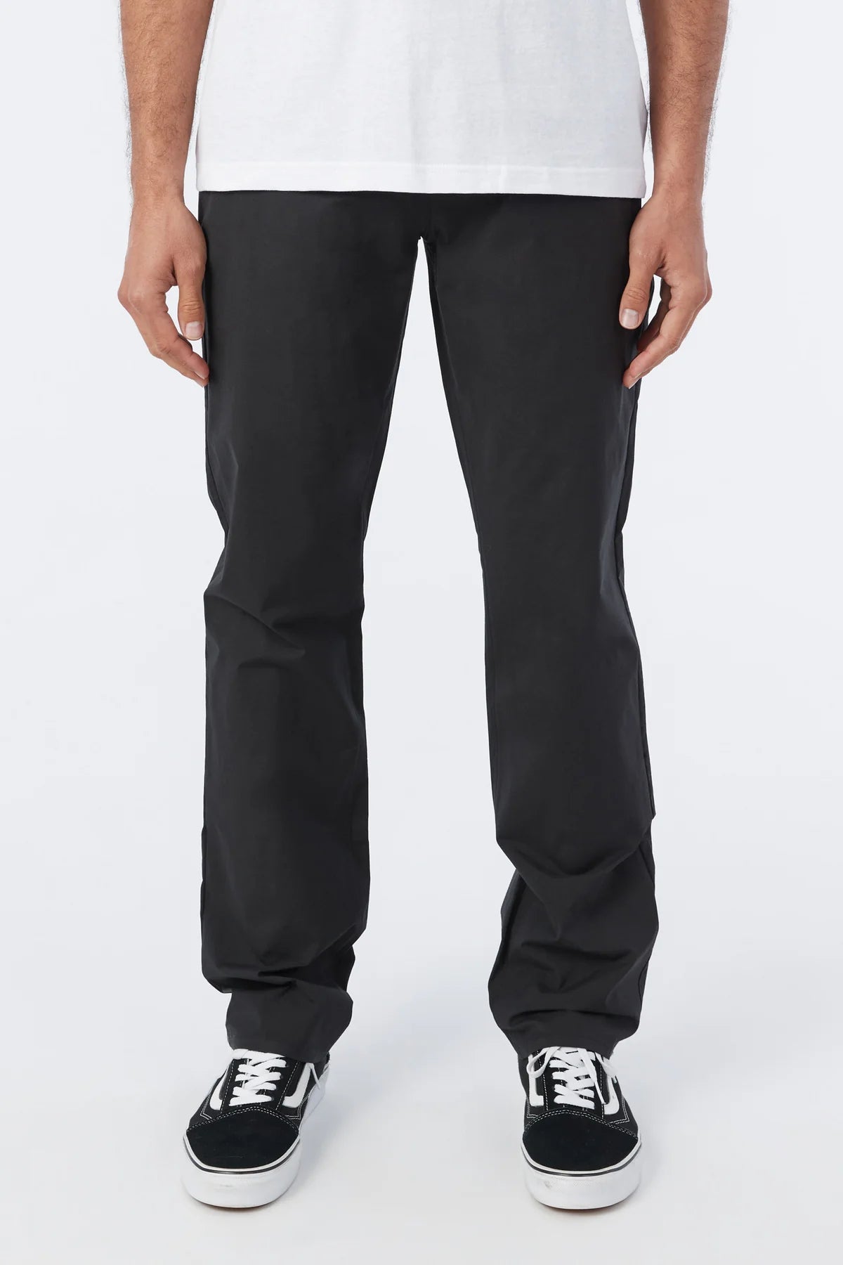 Mission hybrid chino