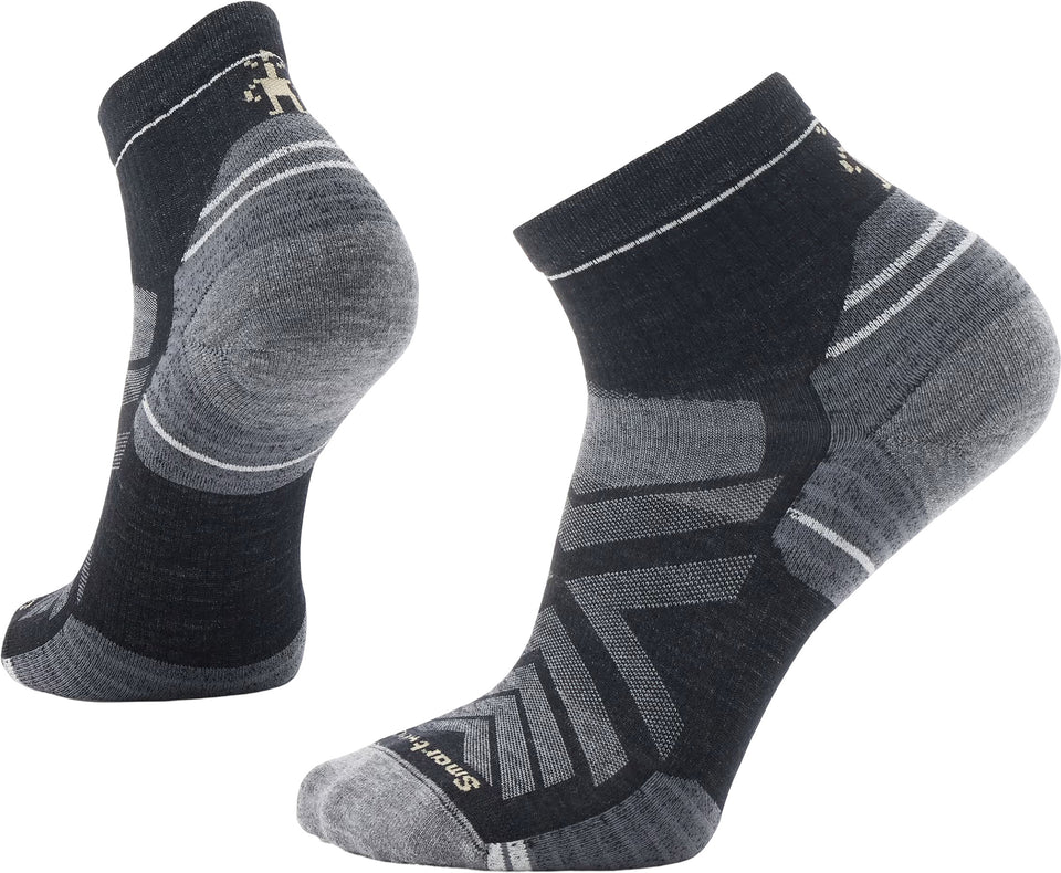 Hike targeted cushion ankle socks