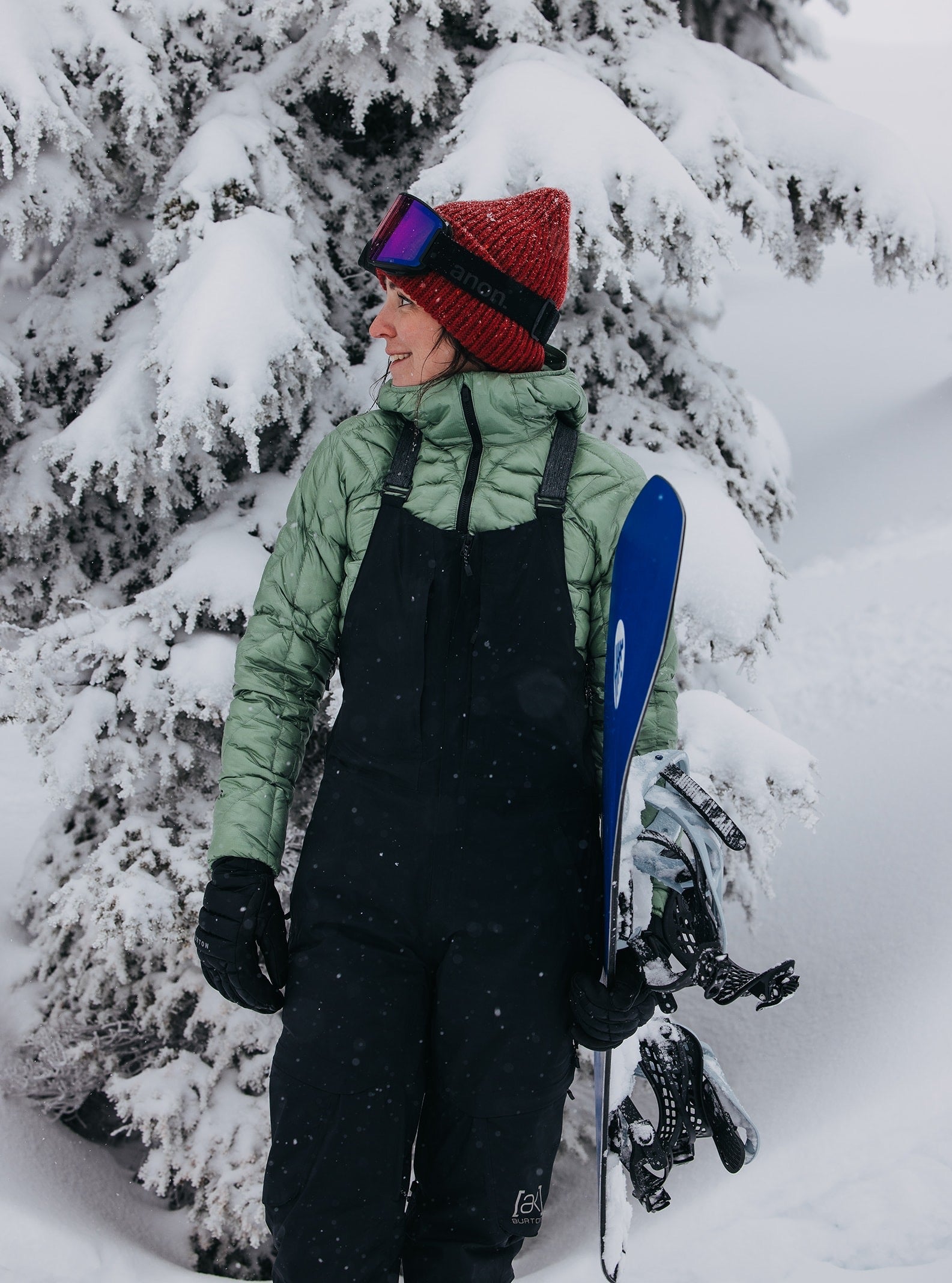 TOG 24 Vista Womens Salopettes. Featuring Reinforced Durable Fabric On  Inner Legs, Internal Snow Gaiters, Knee Darts & Zip Vent Openings Black :  : Fashion