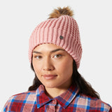 W snowfall beanie