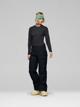 W Lofoten isolated short pants