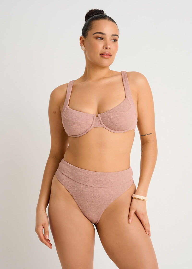 Soutien-gorge de bikini texturé à armatures