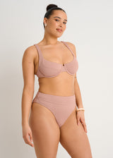 Soutien-gorge de bikini texturé à armatures