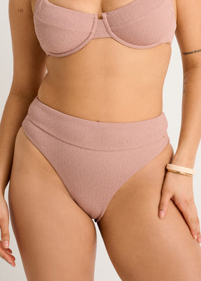 Bas de maillot de bain texturé rétro à taille extra haute