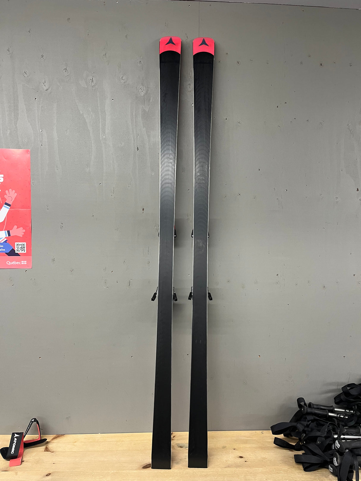 Redster G9 FIS RVSK M Red 193 Demo + Icon 16