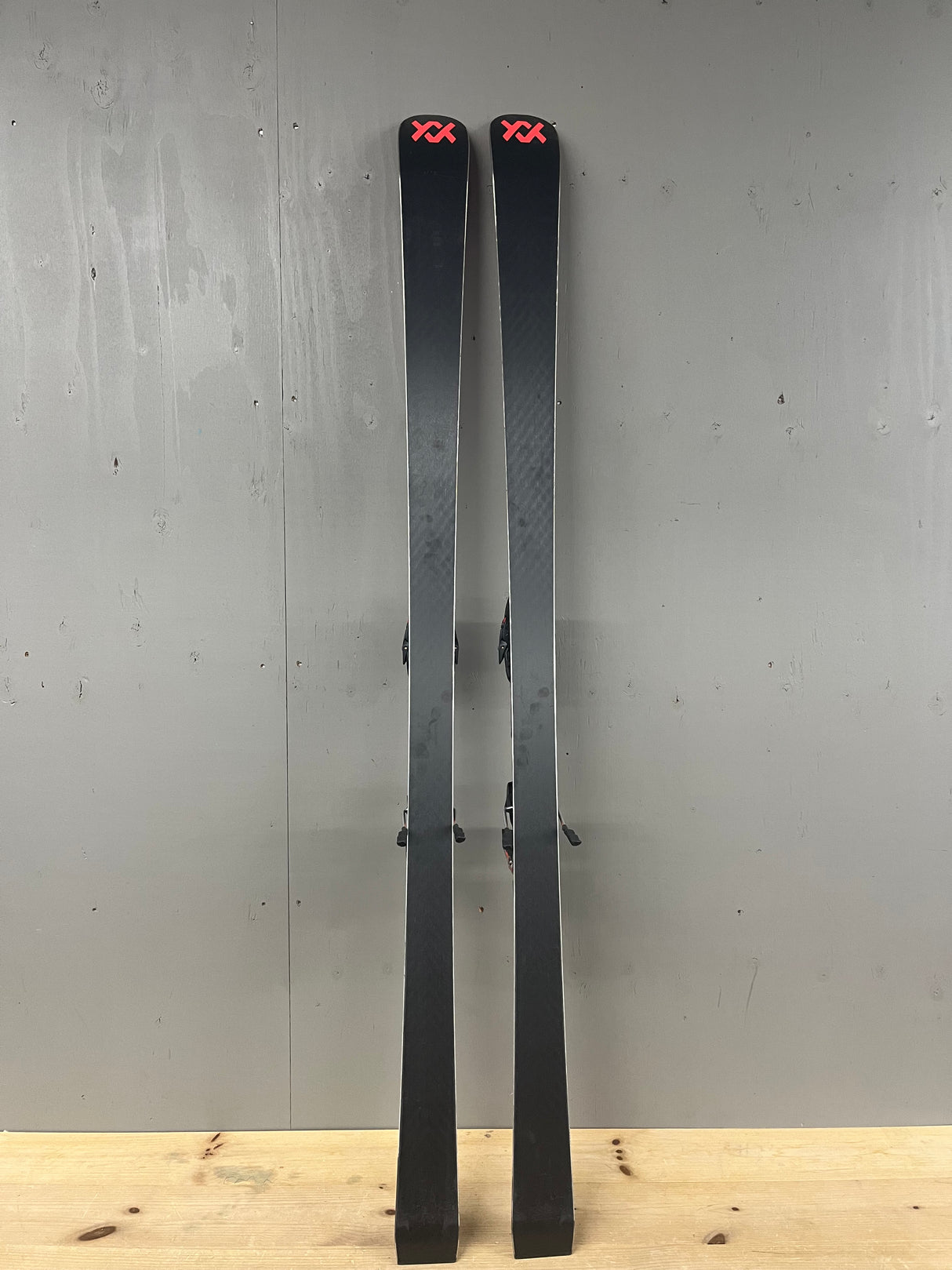 Racetiger GS R demo + X Comp 12