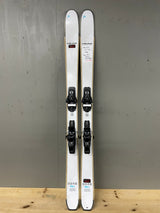 Kore 93 Ti W Démo 163cm + Strive 11