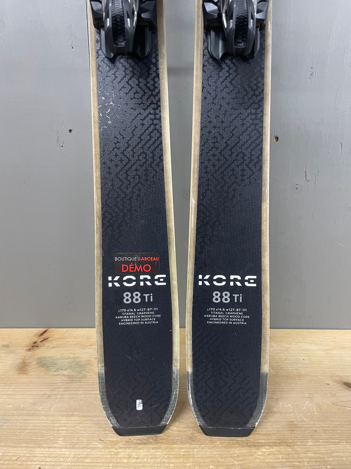 Kore 88 Ti + Griffon 13 Demo