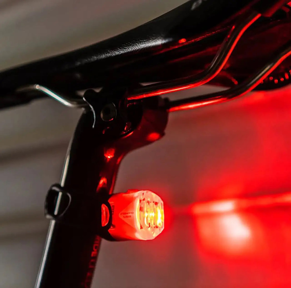 Femto USB 15/5 lumens front and rear light 
