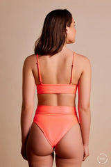 Yvonne Bottom Spritz