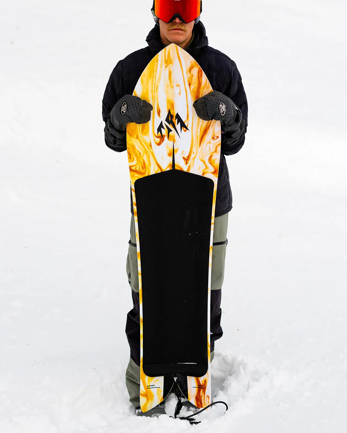 Mountain surfer snowboard