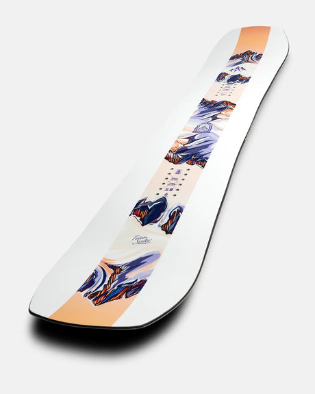 Women's twin sister snowboard