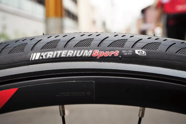 Kenda Kriterium Sport 700 X 30c Tire